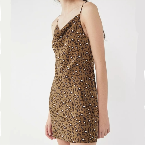 NWOT Urban Outfitters Mallory Leopard Print Satin Silky Cowl Neck Slip Dress - Picture 2 of 8